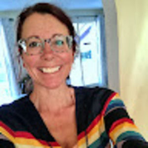 Meet your Posher, Sharon